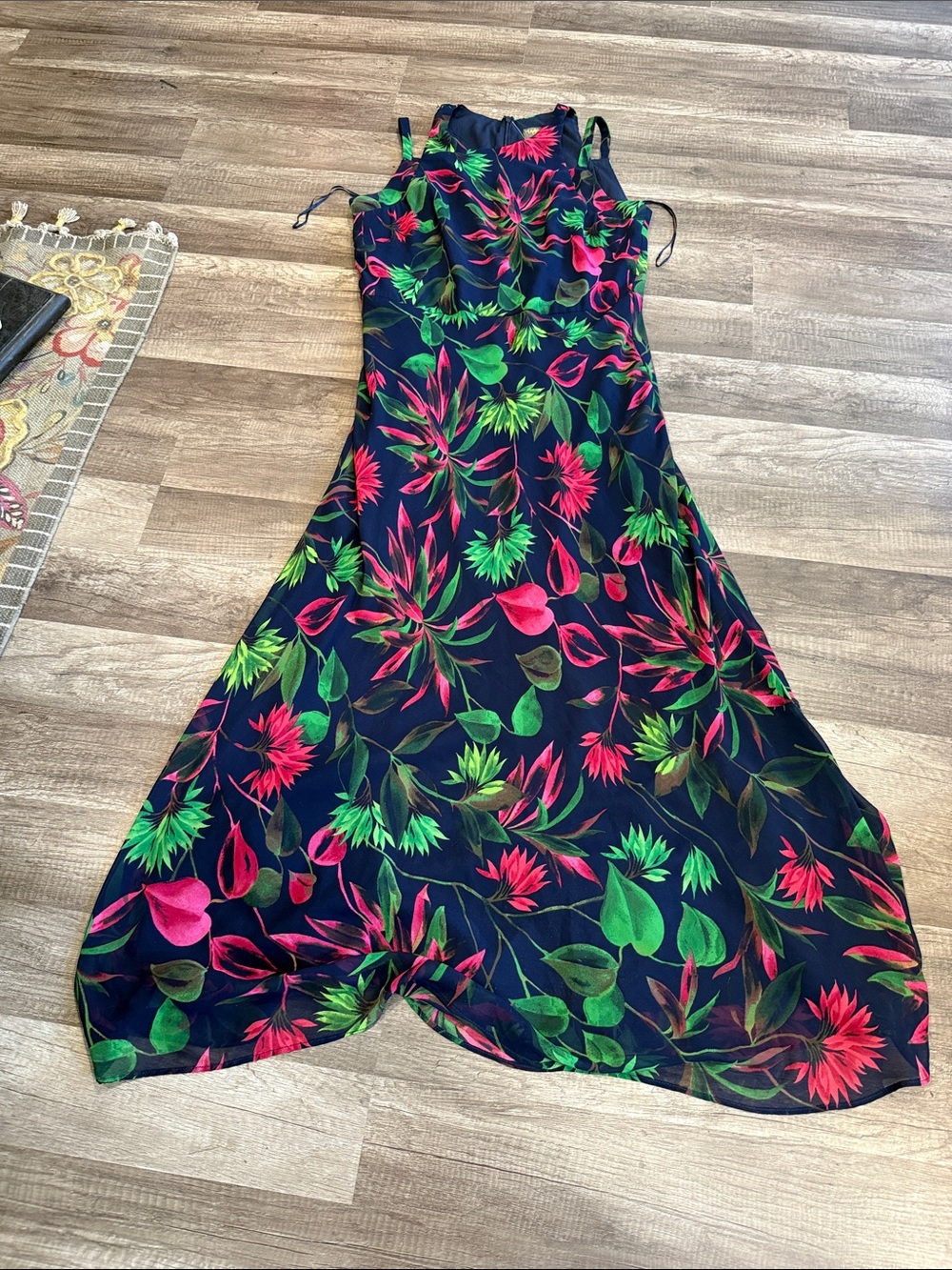 Gorgeous floral dress